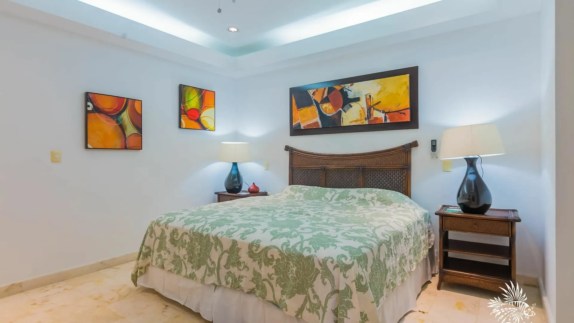 Deep Blue Condos - 302 Isla Mujeres