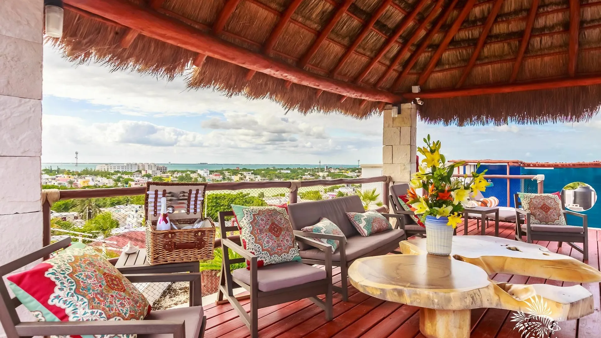 Deep Blue Condos - 302 Isla Mujeres
